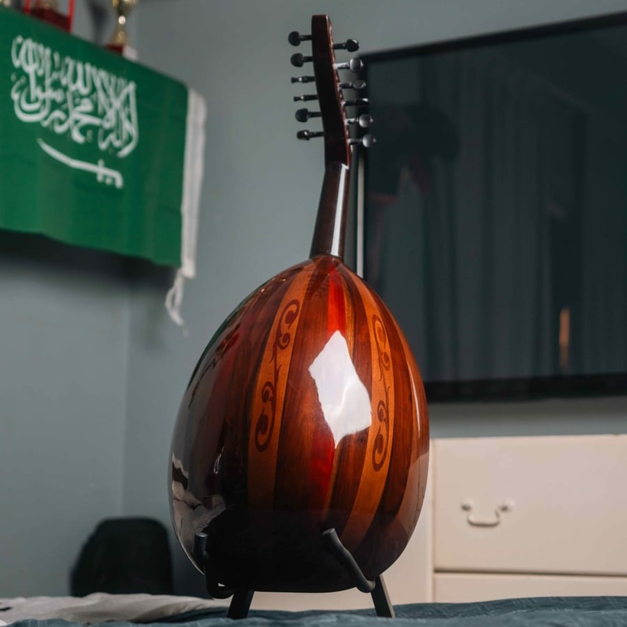 Mohamed Medhat El-Waziri's craftsmanship incense stick