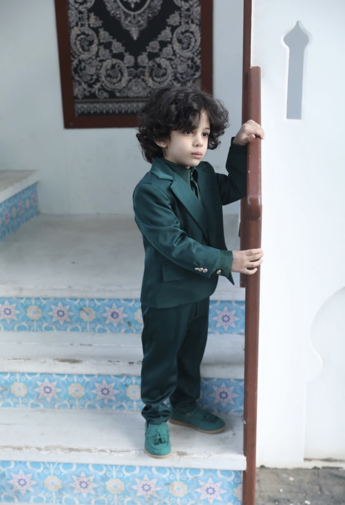 بدلة خضراء