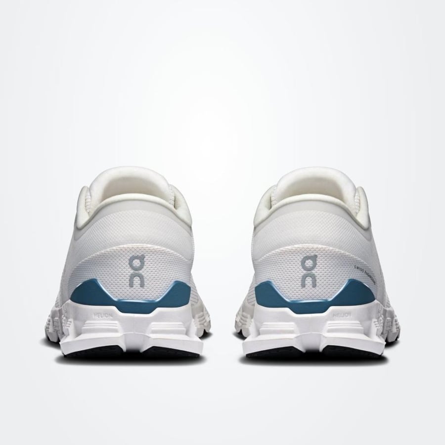 شوز اون رننق Cloud X 4