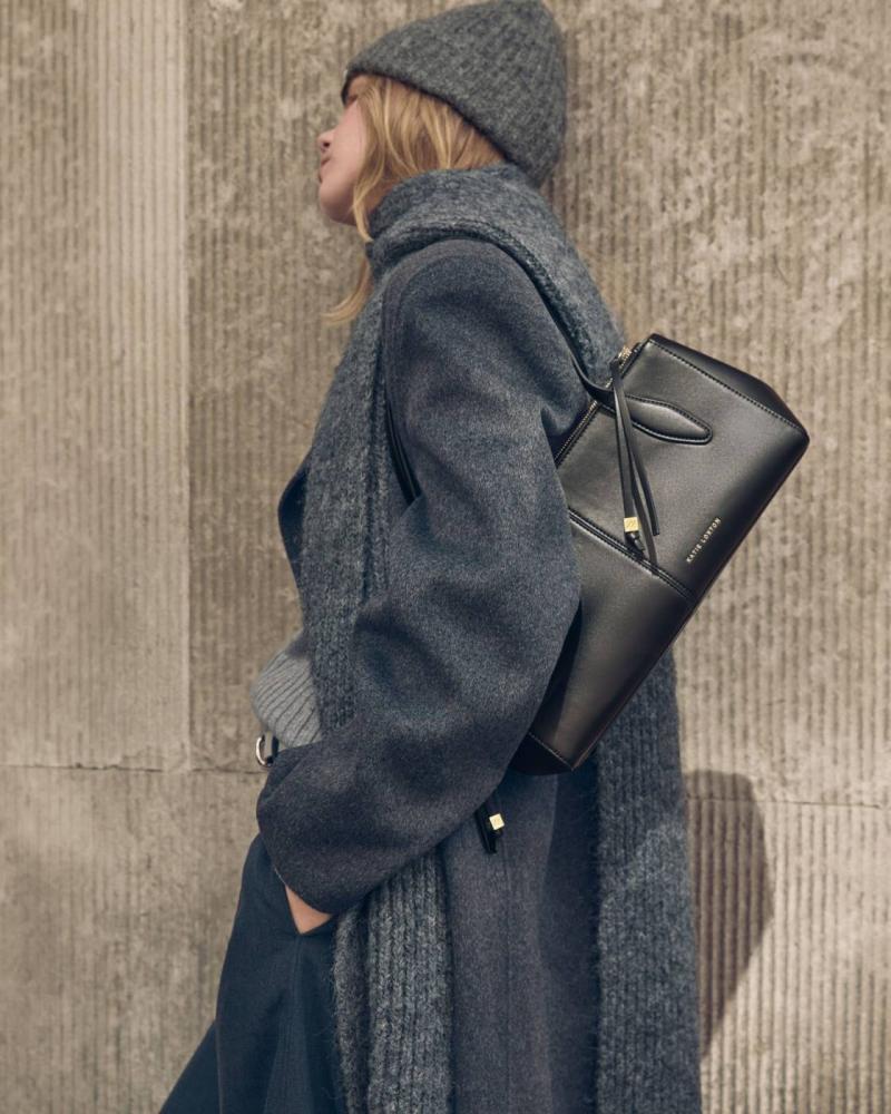 Hattie Shoulder Bag