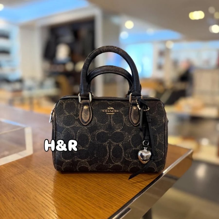 شنطه كوتش Mini Rowan Crossbody