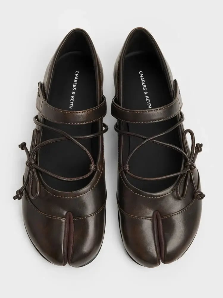 حذاء تشارلز آند كيث Aether Lace-Up Split-Toe Mary Jane Flats