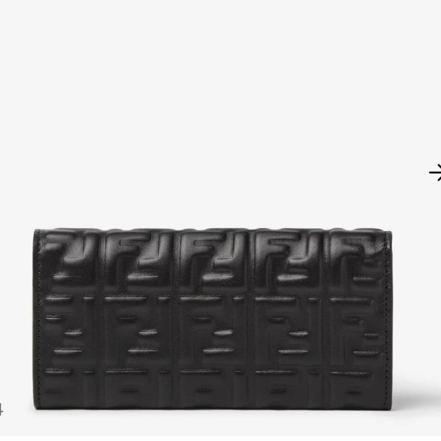 فندي Cartera continental Baguette con cadena