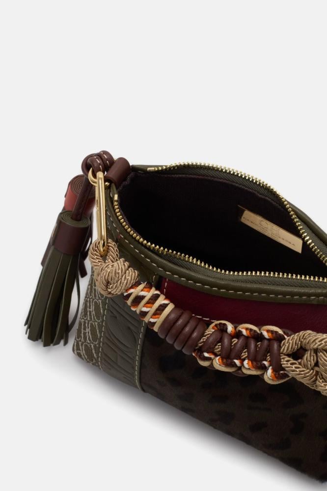 شنطه كارولينا هريرا CH - Hand Pouch