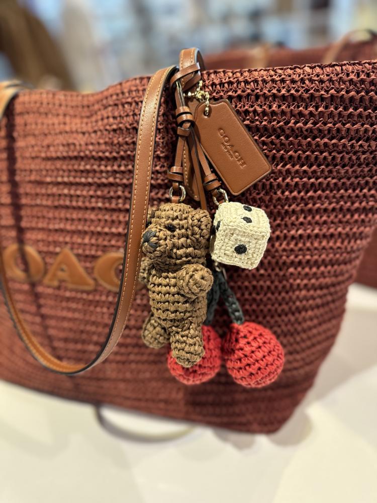 شنطه كوتش الحجم الكبير City Tote Bag