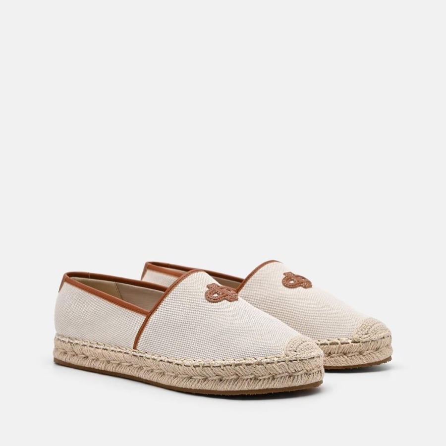حذاء بيدرو canvas loafers