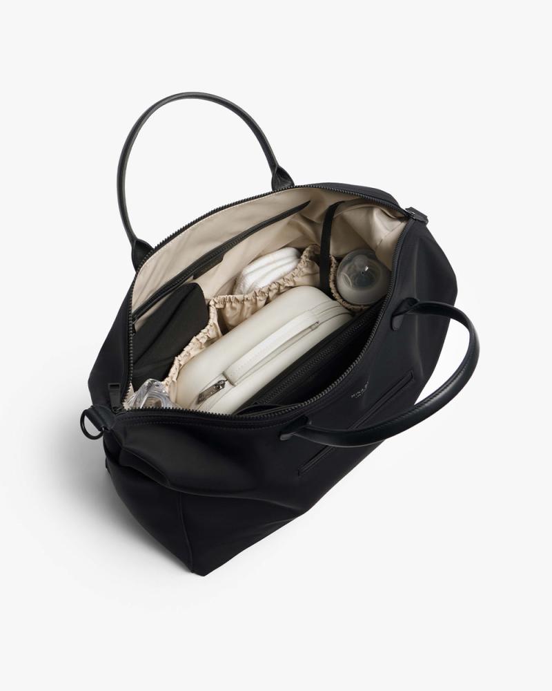 شنطه مينا باي  Emmy Nylon Carryall