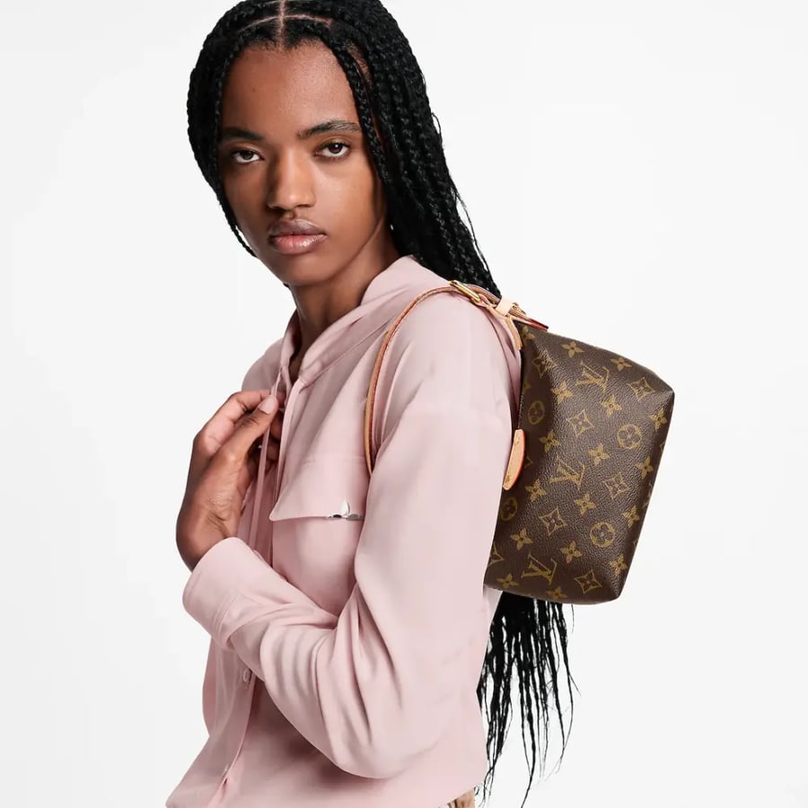 بوكيت  لويس فويتون Bolso Pochette Hills