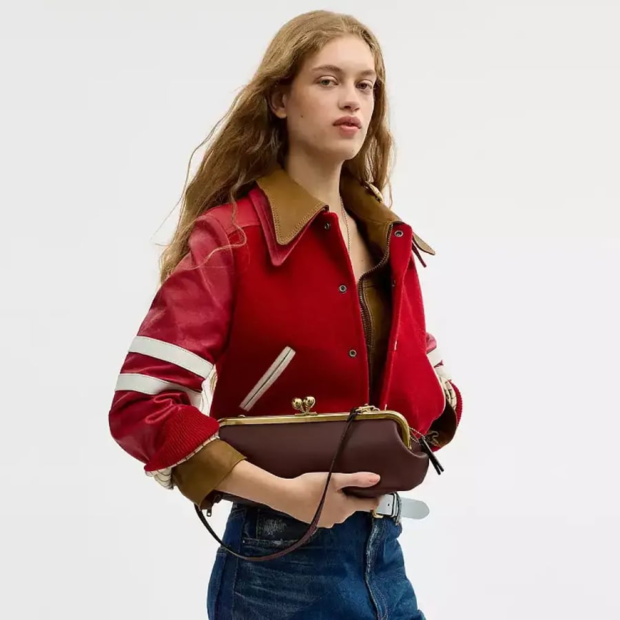 شنطه كوتش Kisslock Frame Bag 30