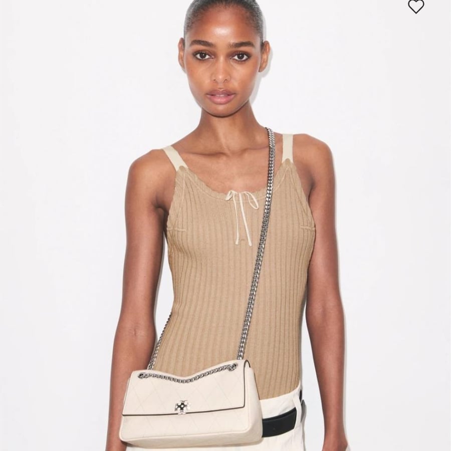 شنطه تورى بوتيك الحجم الصغير SMALL CHARLIE QUILTED SHOULDER BAG
