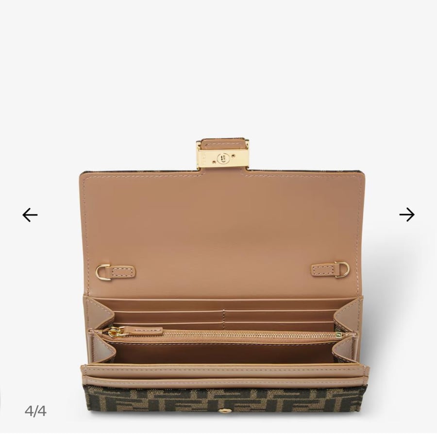 فندي Continental wallet with chain