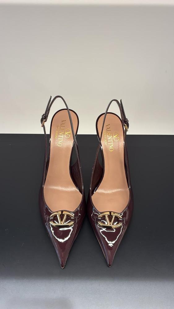 كعب فالنتينو 10 سم Vlogo The Bold Edition Slingback Pumps In Patent Leather