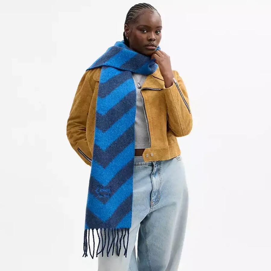 سكارف كوتش Chevron Stripe Wide Muffle