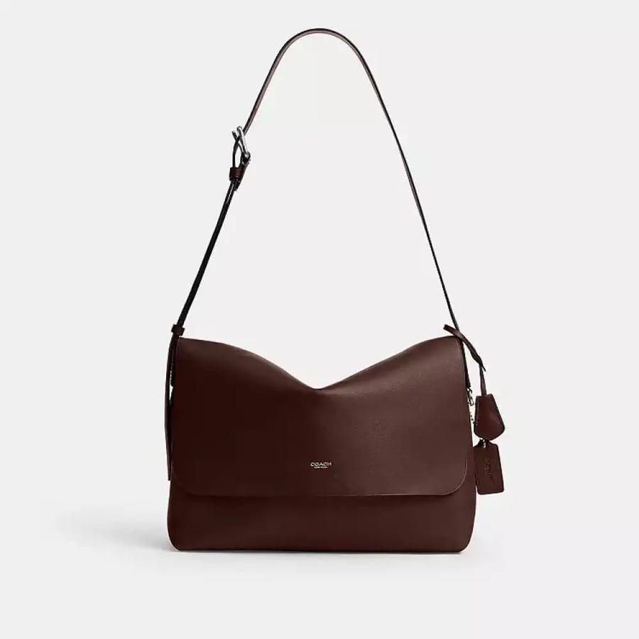شنطه كوتش اوت لت Ludlow Messenger Bag