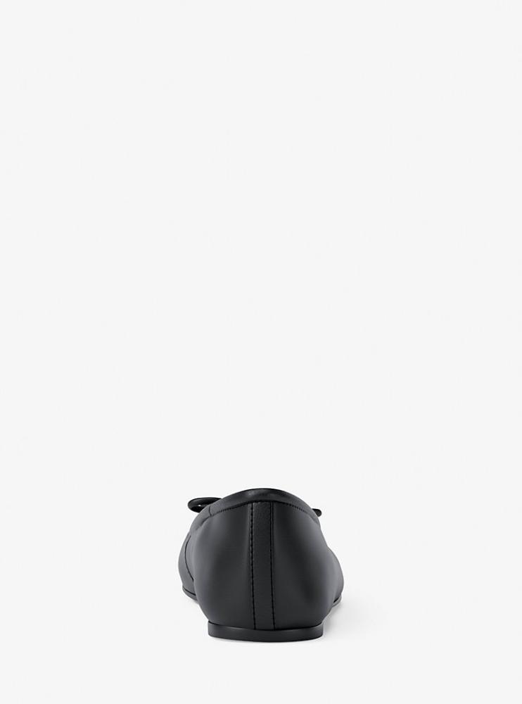 حذاء مايكل كورس  Savannah Ballet Flat