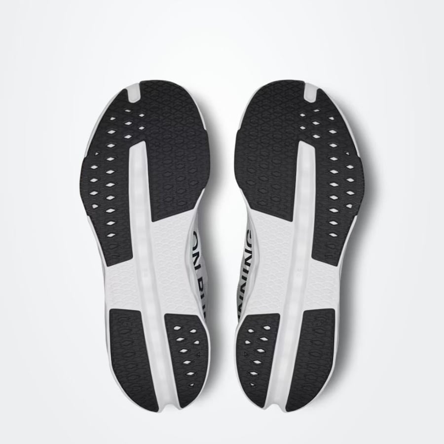شوز اون رننق   Cloudsurfer Next Wide