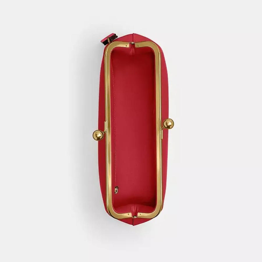 شنطه كوتش Kisslock Frame Bag 30