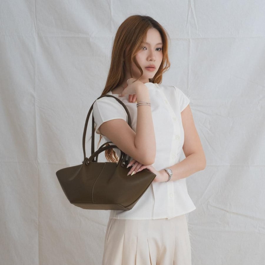 شنطه كريستينج  - BRIGITTE TOTE BAG