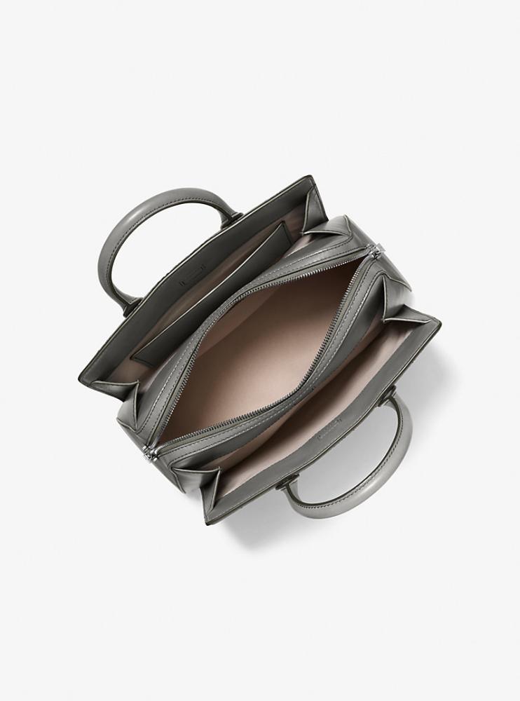 شنطه مايكل كورس