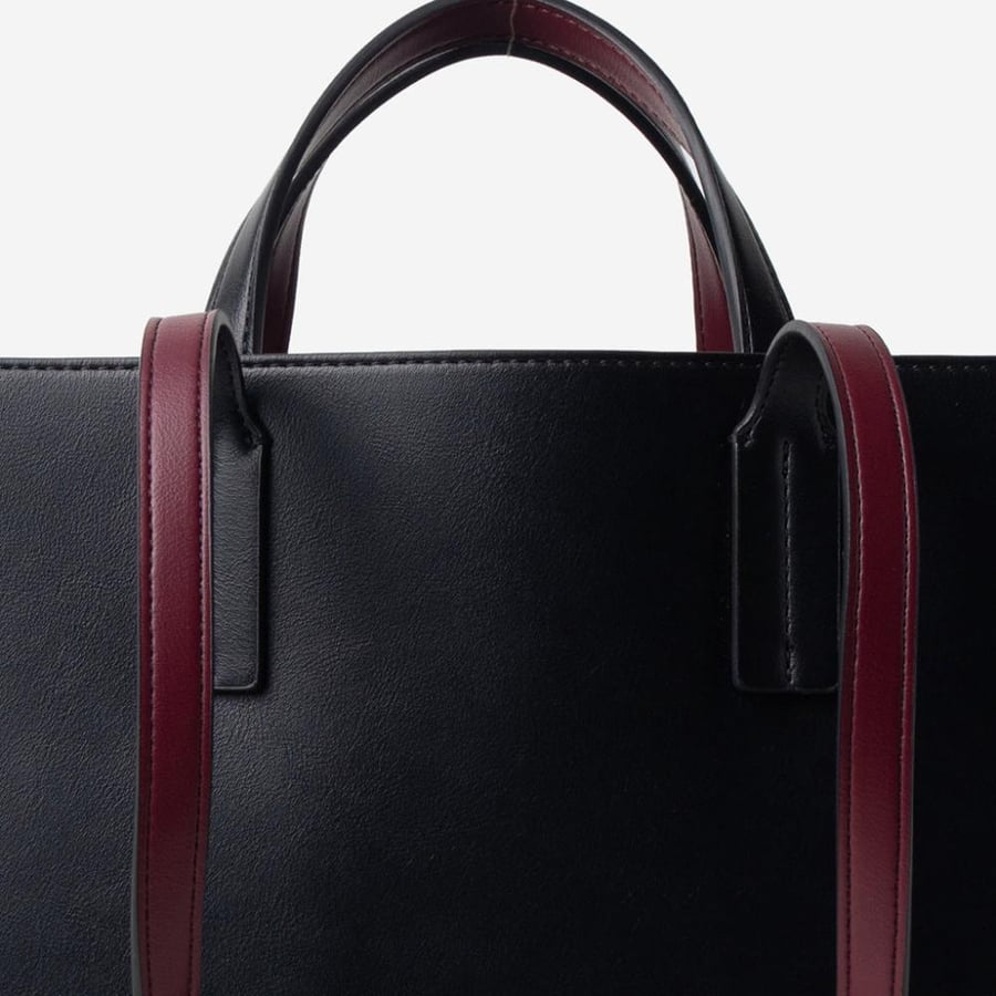 شنطه كريستينج  - SCOUT TOTE BAG