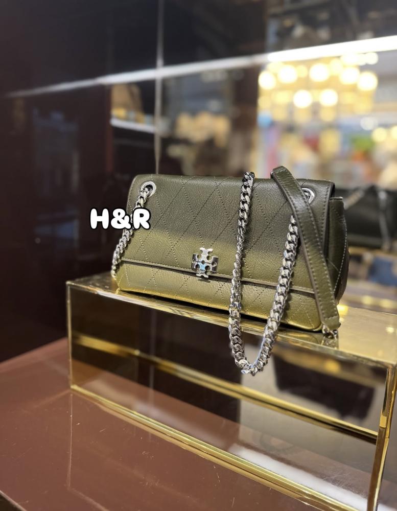 شنطه توري بورش Best Seller SMALL CHARLIE QUILTED SHOULDER BAG