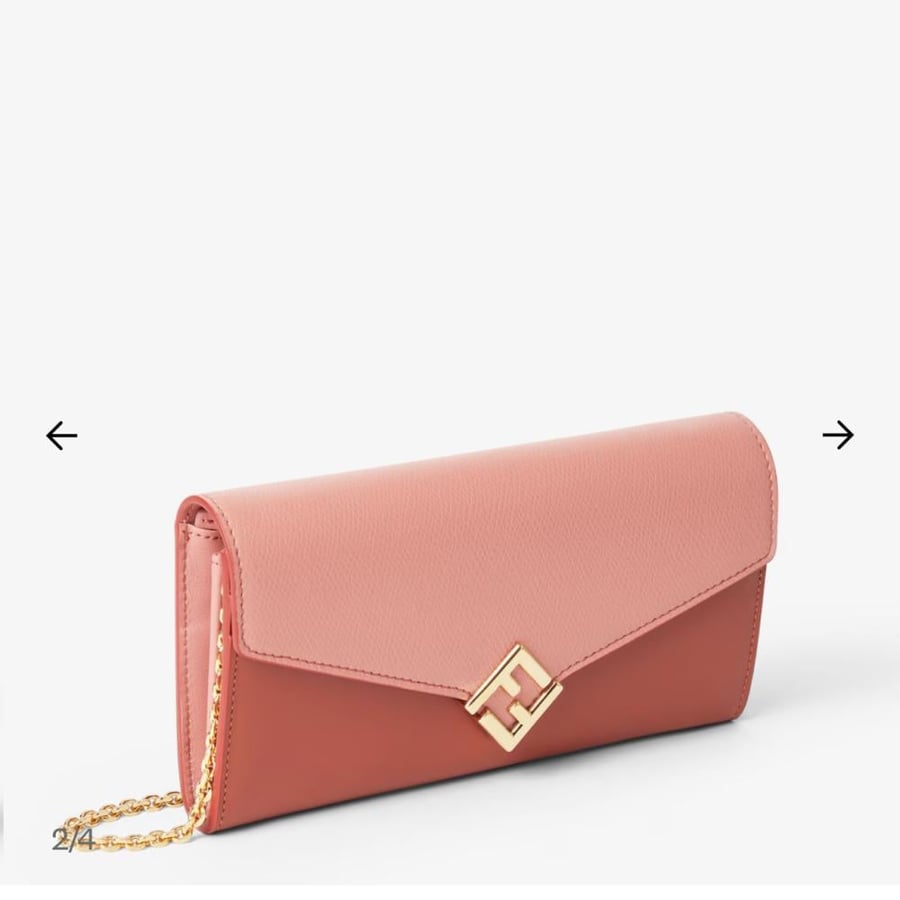 فندي FF Diamonds Continental Wallet with Chain