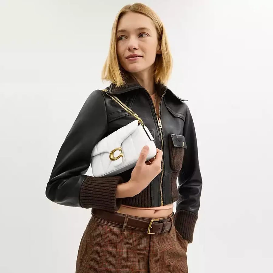 حقيبة كوتش Tabby Chain Crossbody Bag 19