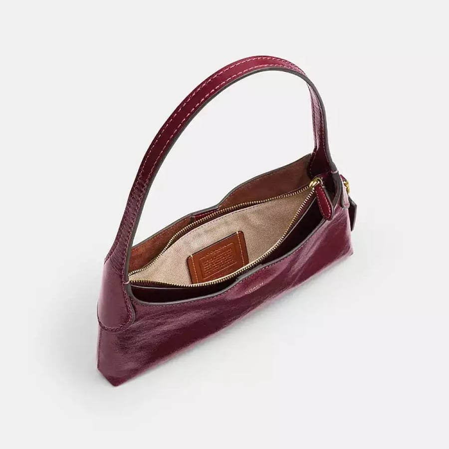 شنطه كوتش Brooklyn Shoulder Bag 26