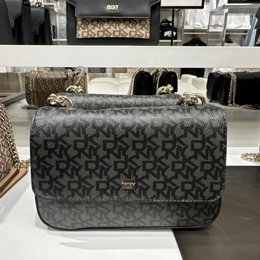 حقيبة دكني - DKNY
