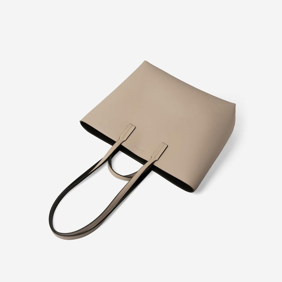 شنطه كريستينج  - SCOUT TOTE BAG