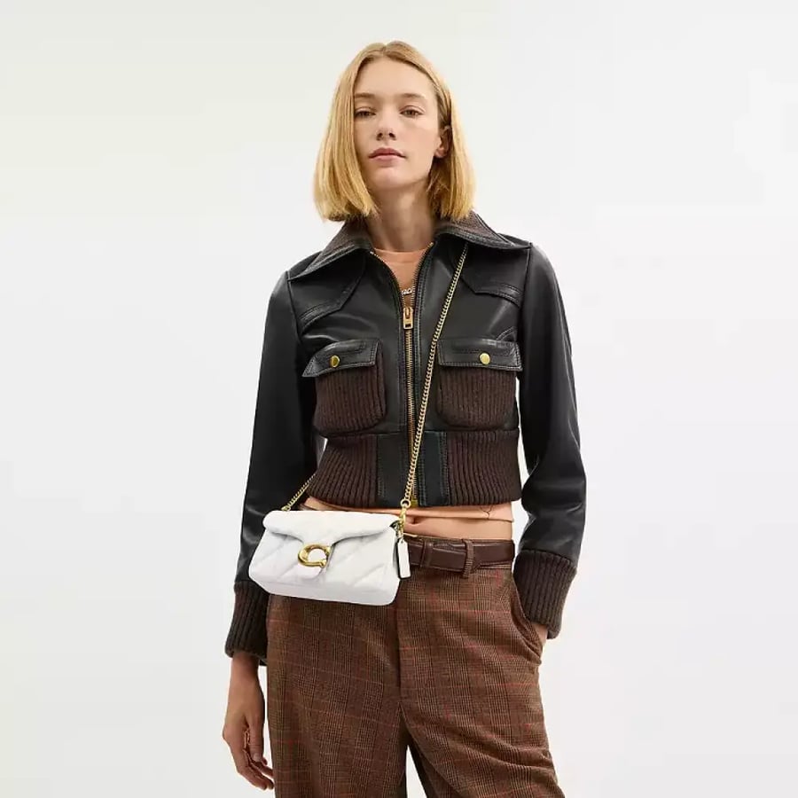 حقيبة كوتش Tabby Chain Crossbody Bag 19