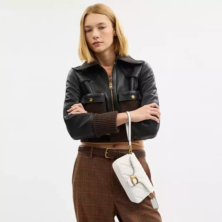 حقيبة كوتش Tabby Chain Crossbody Bag 19