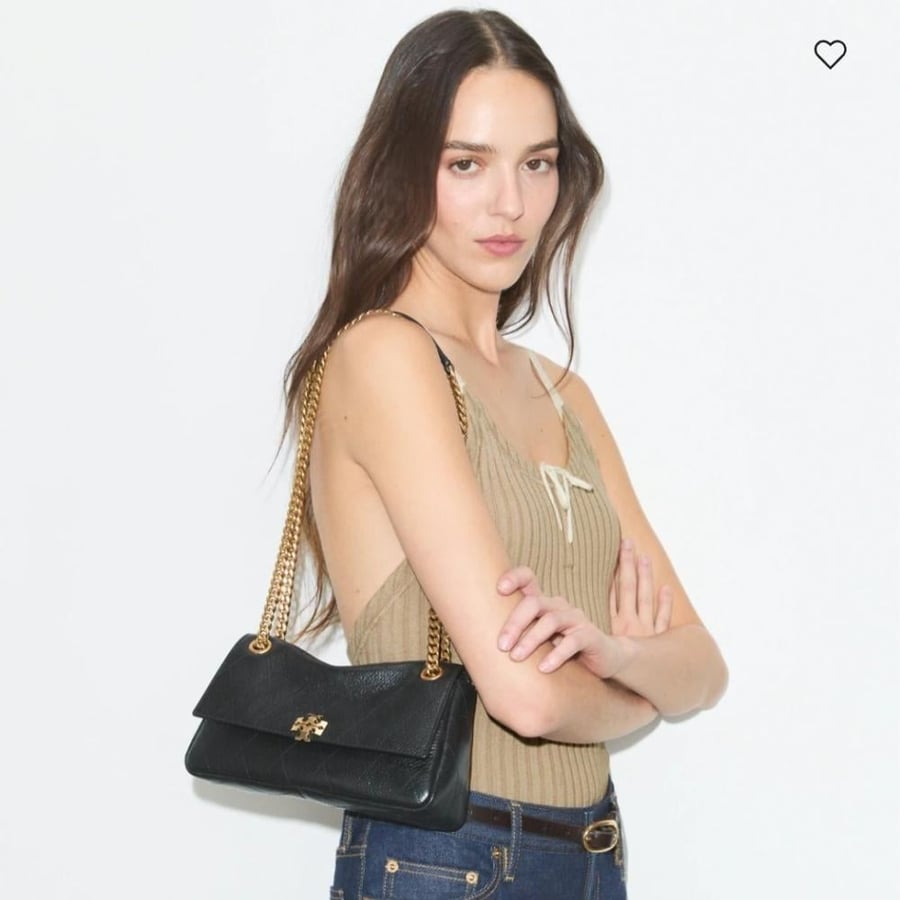 شنطه تورى بوتيك الحجم الصغير SMALL CHARLIE QUILTED SHOULDER BAG