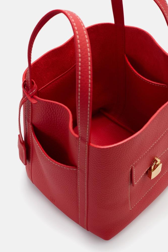 شنطه كارولينا هريرا  Matryoshka Pocket | Medium Handbag