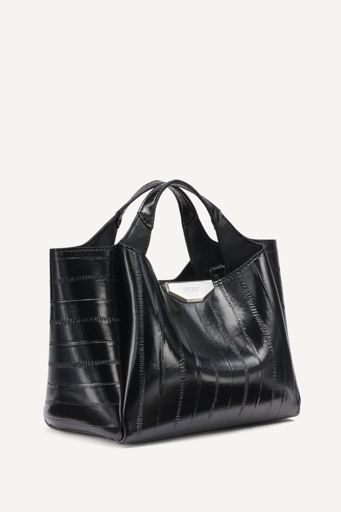 شنطه دكني الحجم ميني WILLA MINI RIBBED SATCHEL