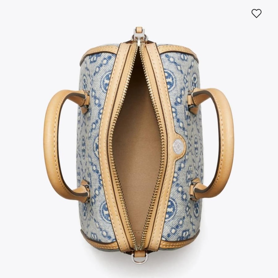 شنطه توري بورش بوتيك T MONOGRAM PEBBLED PETITE BARREL BAG