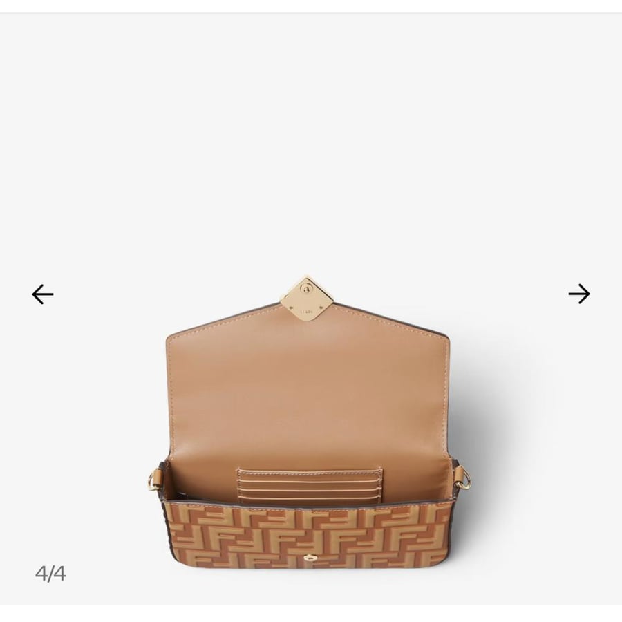 فندي FF Diamonds chain wallet