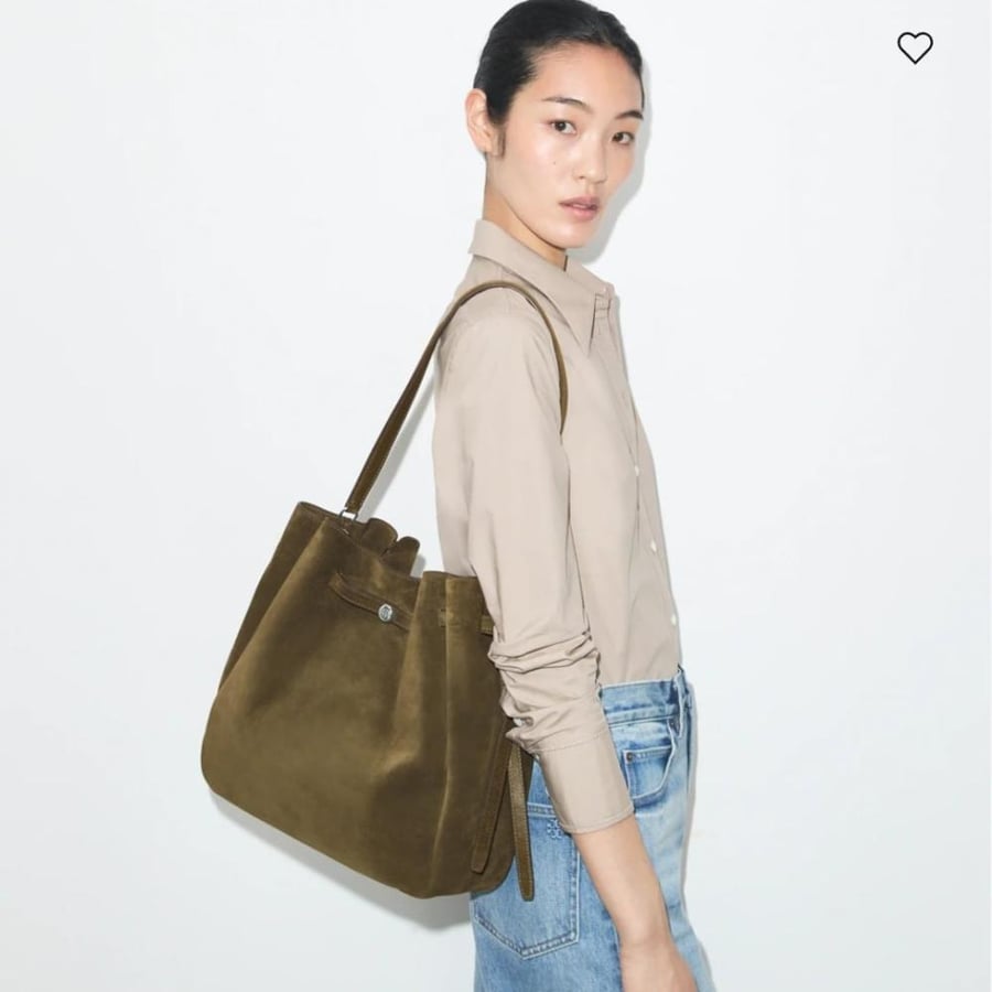 شنطه توري بورش LARGE ROMY SUEDE BUCKET BAG