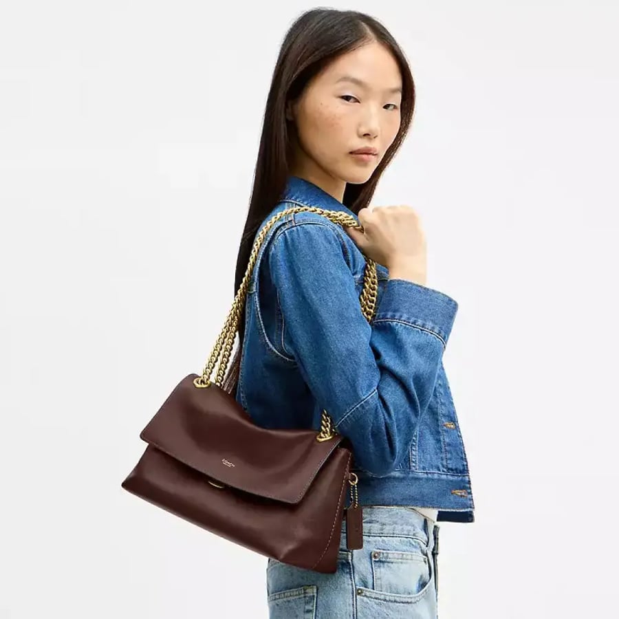شنطه كوتش بوتيك Chelsea Shoulder Bag 30