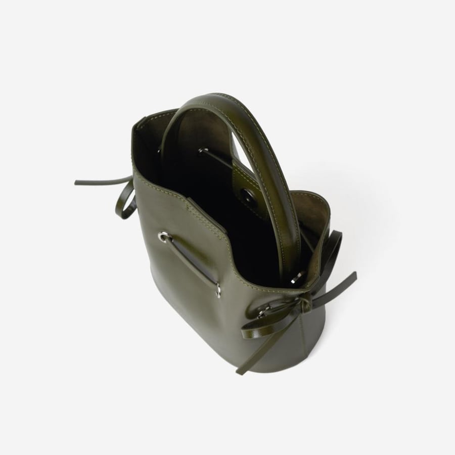 شنطه كريستينج  - ARIES BUCKET BAG