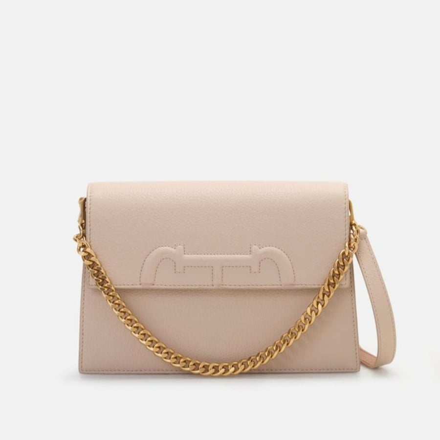 شنطه كارولينا هريرا Doma Insignia Shoulder | Medium Shoulder Bag