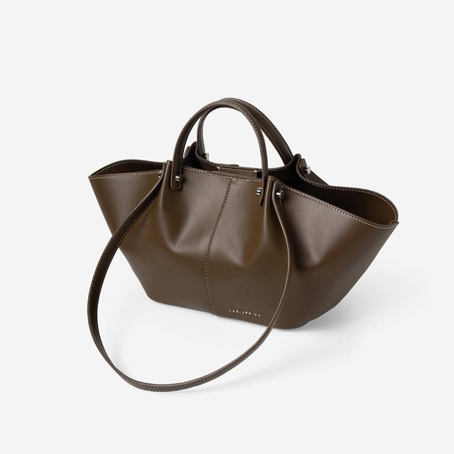 شنطه كريستينج  - BRIGITTE TOTE BAG