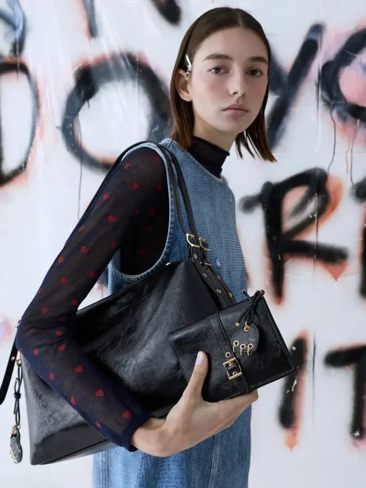 شنطه تشارلز آند كيث الميديم Rey Slouchy Shoulder Bag