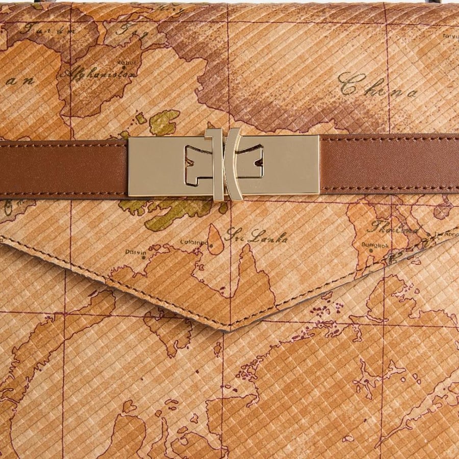 شنطه الفيرو مارتينى