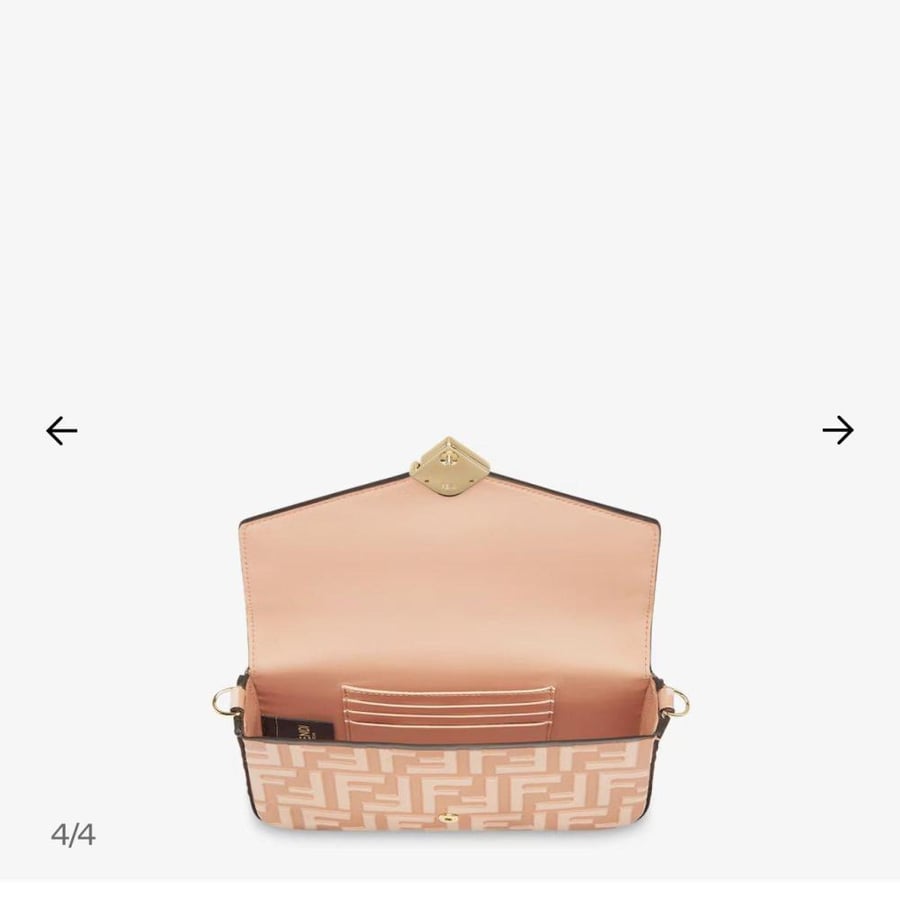فندي FF Diamonds chain wallet