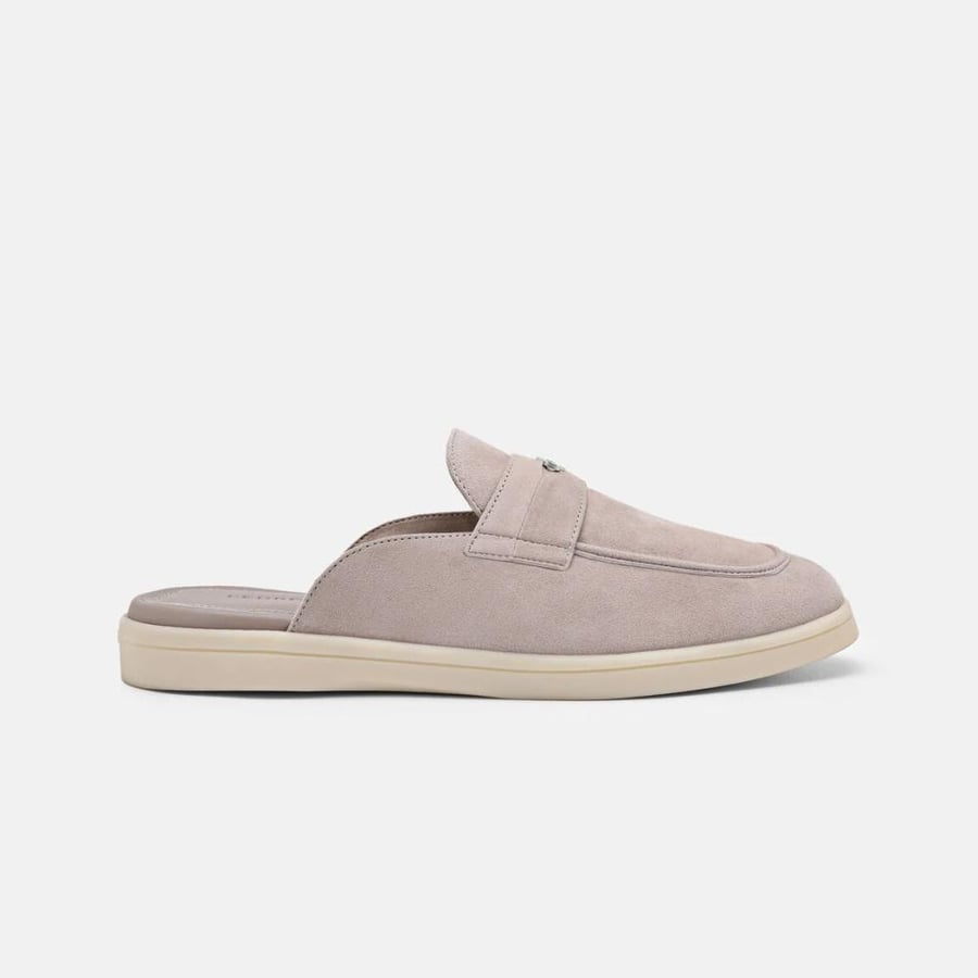 حذاء بيدرو Roam suede Mules