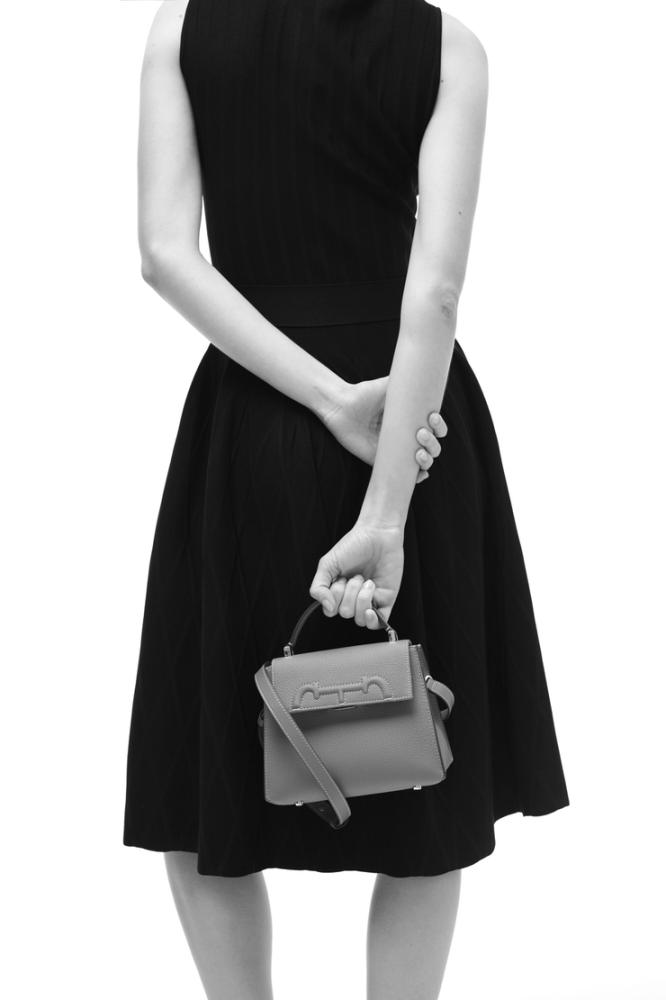شنطه كارولينا هريرا CH - Mini Crossbody Bag