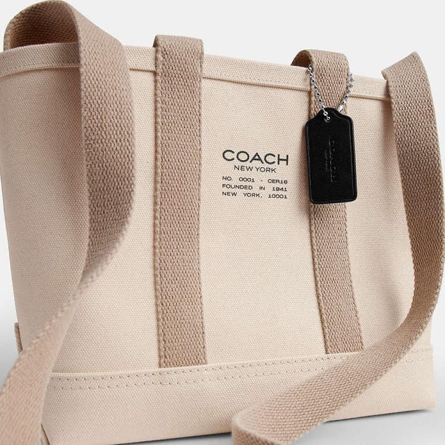 شنطه كوتش اوت لت Utility Tote 27