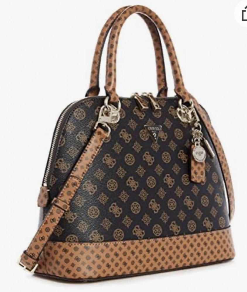 شنطة نسائية انيقه من GUESS Cessily Dome Satchel
