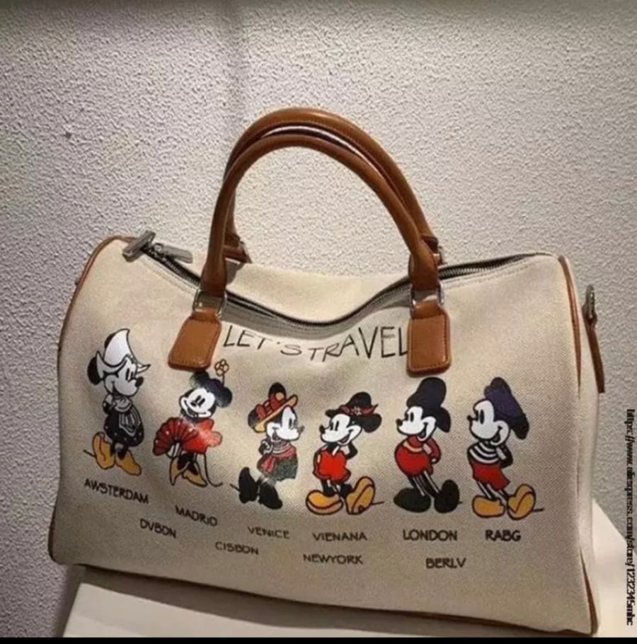 حقيبة ديزني ميكي ماوس  مناسبه للسفر وللنادي